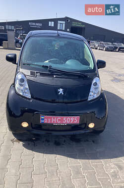 Хэтчбек Peugeot iOn 2015 в Луцке