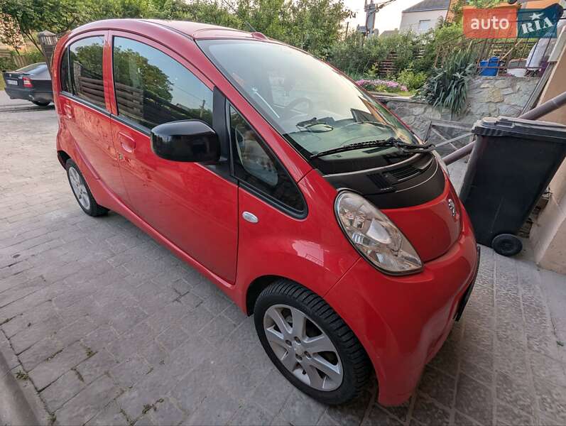 Хетчбек Peugeot iOn 2011 в Тернополі
