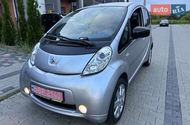 Хэтчбек Peugeot iOn 2015 в Луцке