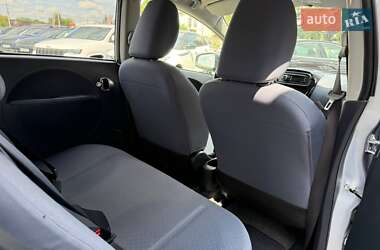 Хетчбек Peugeot iOn 2015 в 