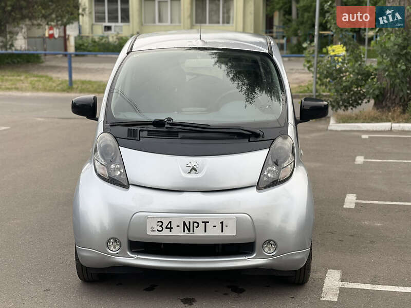 Peugeot iOn 2018
