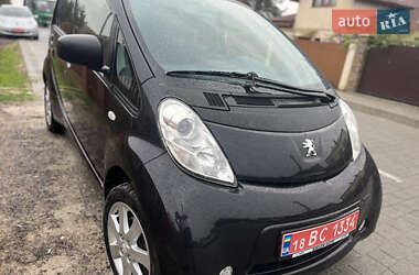 Хетчбек Peugeot iOn 2012 в Львові