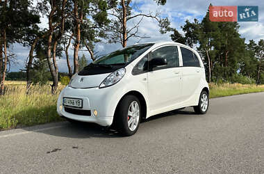 Хэтчбек Peugeot iOn 2014 в Буче