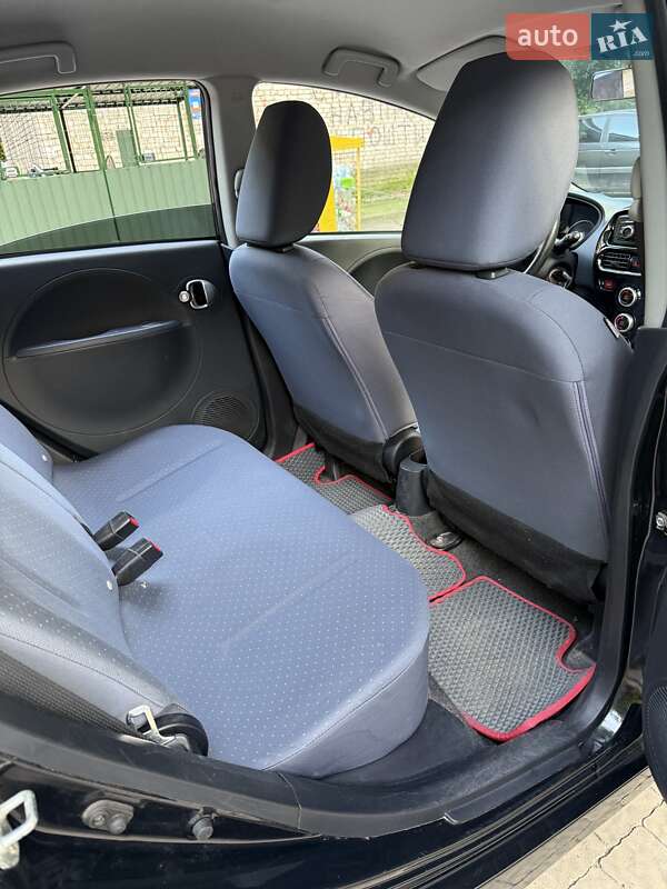 Хетчбек Peugeot iOn 2012 в Львові фото 5 Хетчбек Peugeot iOn 2012 в Львові