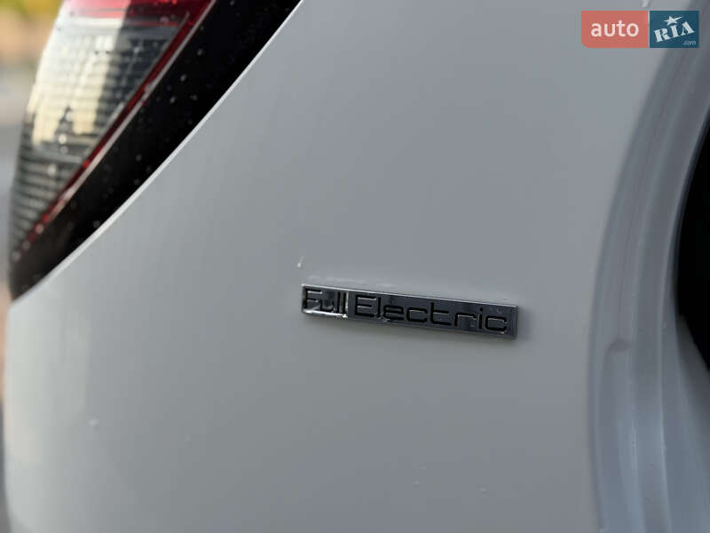 Хетчбек Peugeot iOn 2017 в Луцьку