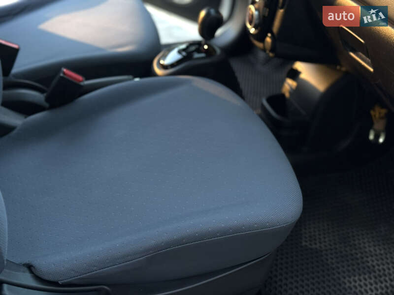 Хетчбек Peugeot iOn 2017 в Луцьку