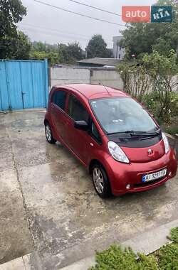 Хетчбек Peugeot iOn 2015 в Києві