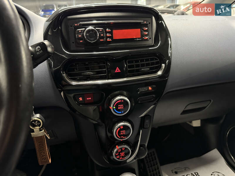 Хетчбек Peugeot iOn 2011 в Володимирі