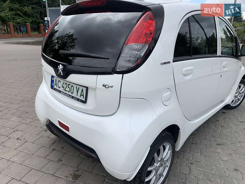 Хэтчбек Peugeot iOn 2014 в Луцке фото 8 Хэтчбек Peugeot iOn 2014 в Луцке