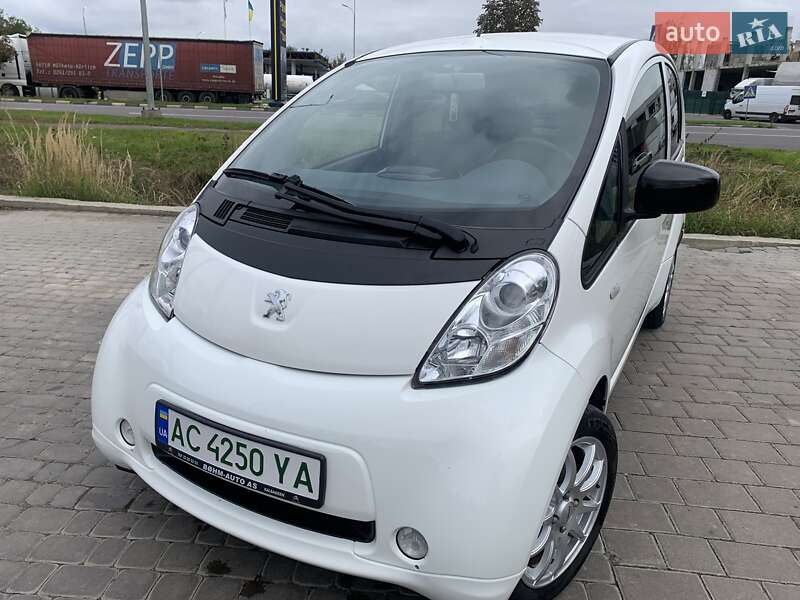 Хэтчбек Peugeot iOn 2014 в Луцке фото 17 Хэтчбек Peugeot iOn 2014 в Луцке