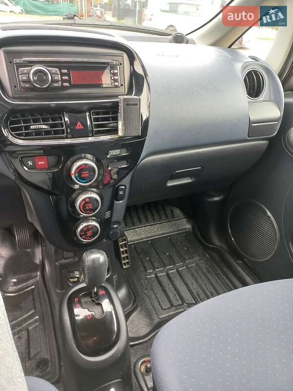 Хэтчбек Peugeot iOn 2011 в Луцке фото 14 Хэтчбек Peugeot iOn 2011 в Луцке
