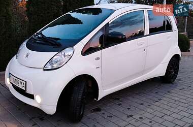 Хетчбек Peugeot iOn 2013 в Самборі