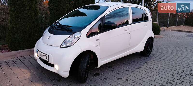 Peugeot iOn 2013 Peugeot iOn 2013