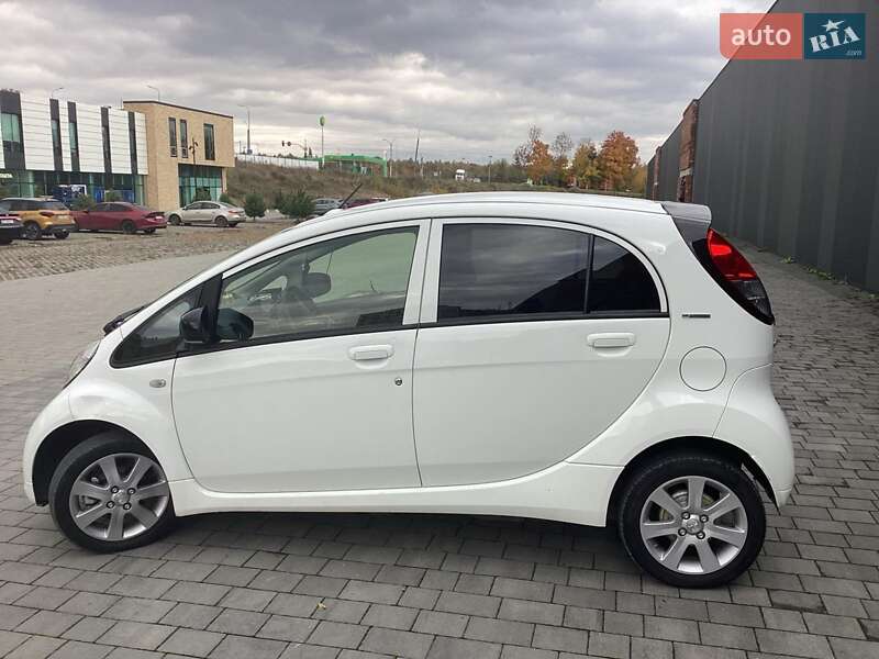 Хетчбек Peugeot iOn 2016 в Хмельницькому