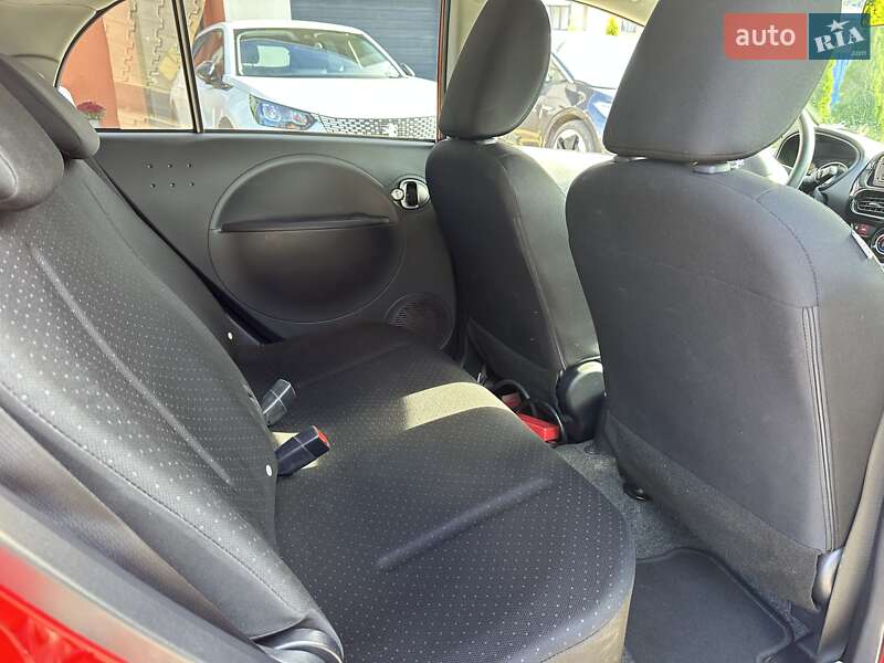 Хэтчбек Peugeot iOn 2011 в Луцке фото 15 Хэтчбек Peugeot iOn 2011 в Луцке