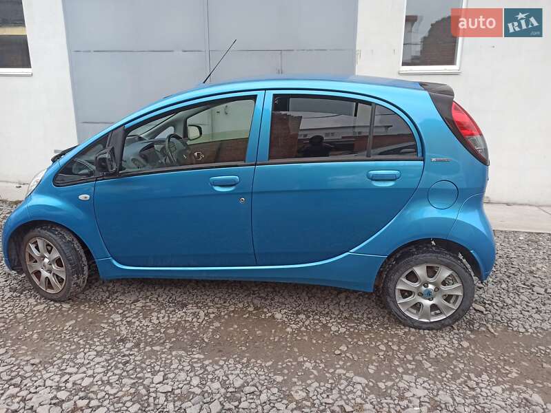 Хэтчбек Peugeot iOn 2015 в Виннице фото 5 Хэтчбек Peugeot iOn 2015 в Виннице