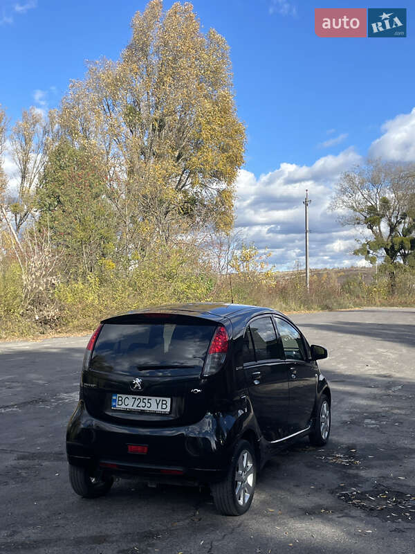 Хэтчбек Peugeot iOn 2011 в Львове фото 5 Хэтчбек Peugeot iOn 2011 в Львове
