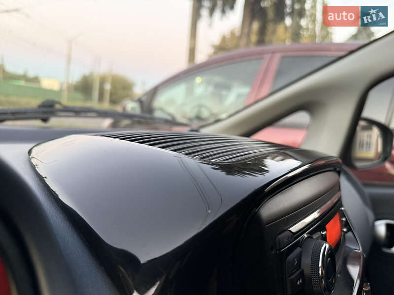 Хэтчбек Peugeot iOn 2013 в Житомире фото 19 Хэтчбек Peugeot iOn 2013 в Житомире