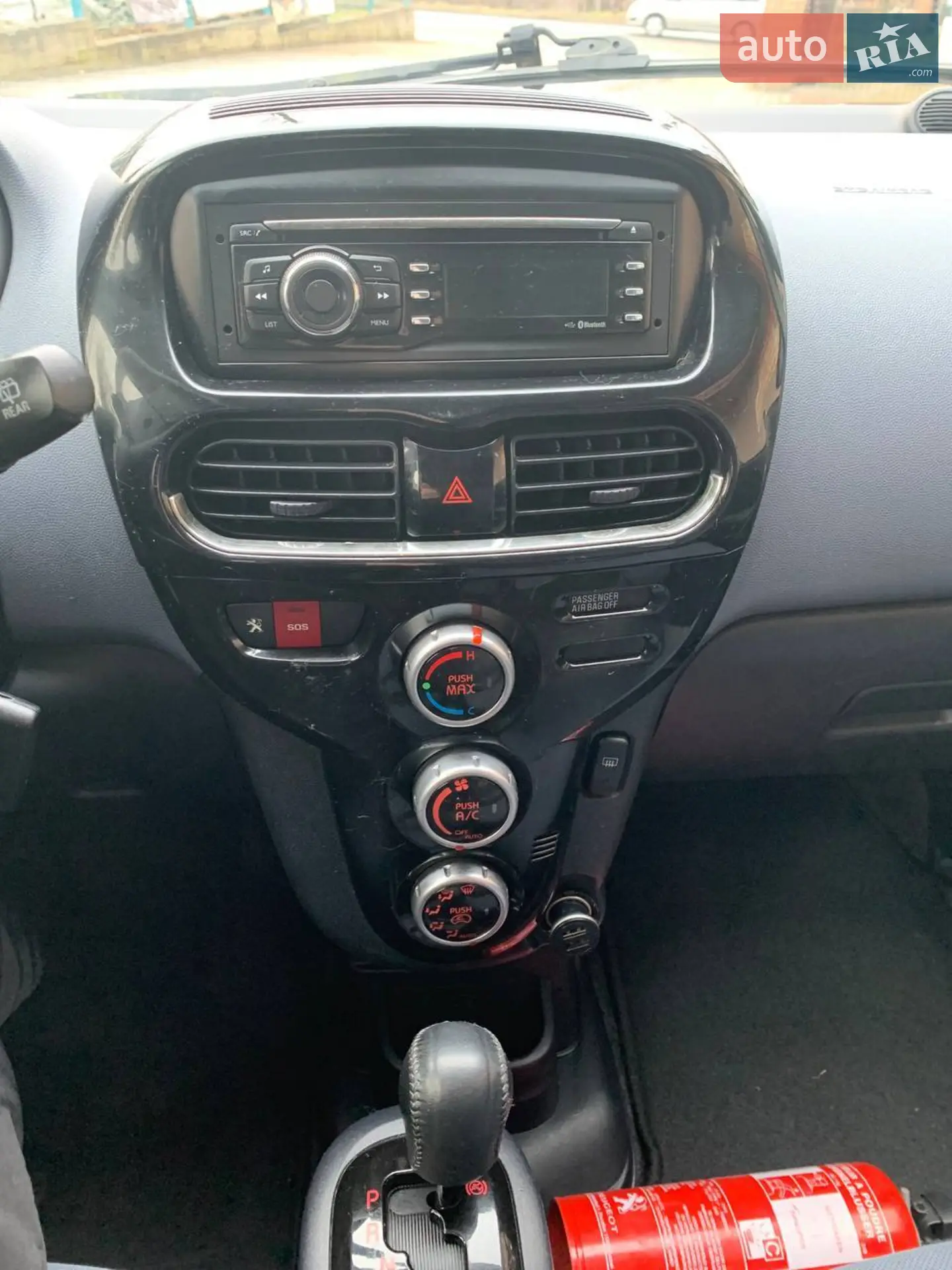 2013 Peugeot iOn - мініатюра 13