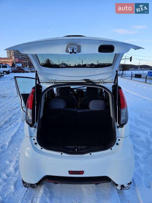 Хэтчбек Peugeot iOn 2011 в Тернополе фото 7 Хэтчбек Peugeot iOn 2011 в Тернополе