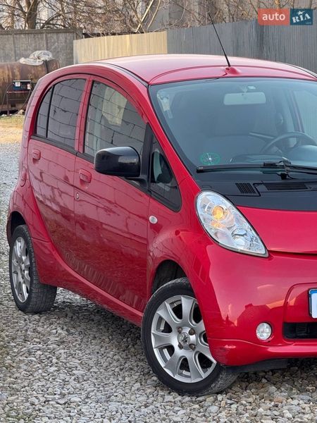 Хэтчбек Peugeot iOn 2011 в Стрые