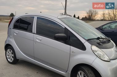 Хэтчбек Peugeot iOn 2012 в Яворове