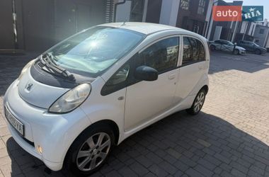 Хэтчбек Peugeot iOn 2012 в Ровно