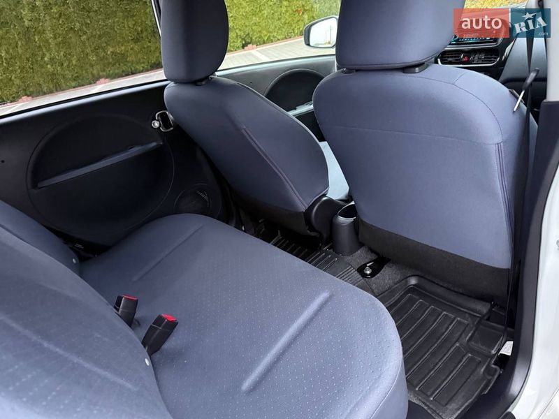 Хэтчбек Peugeot iOn 2019 в Стрые