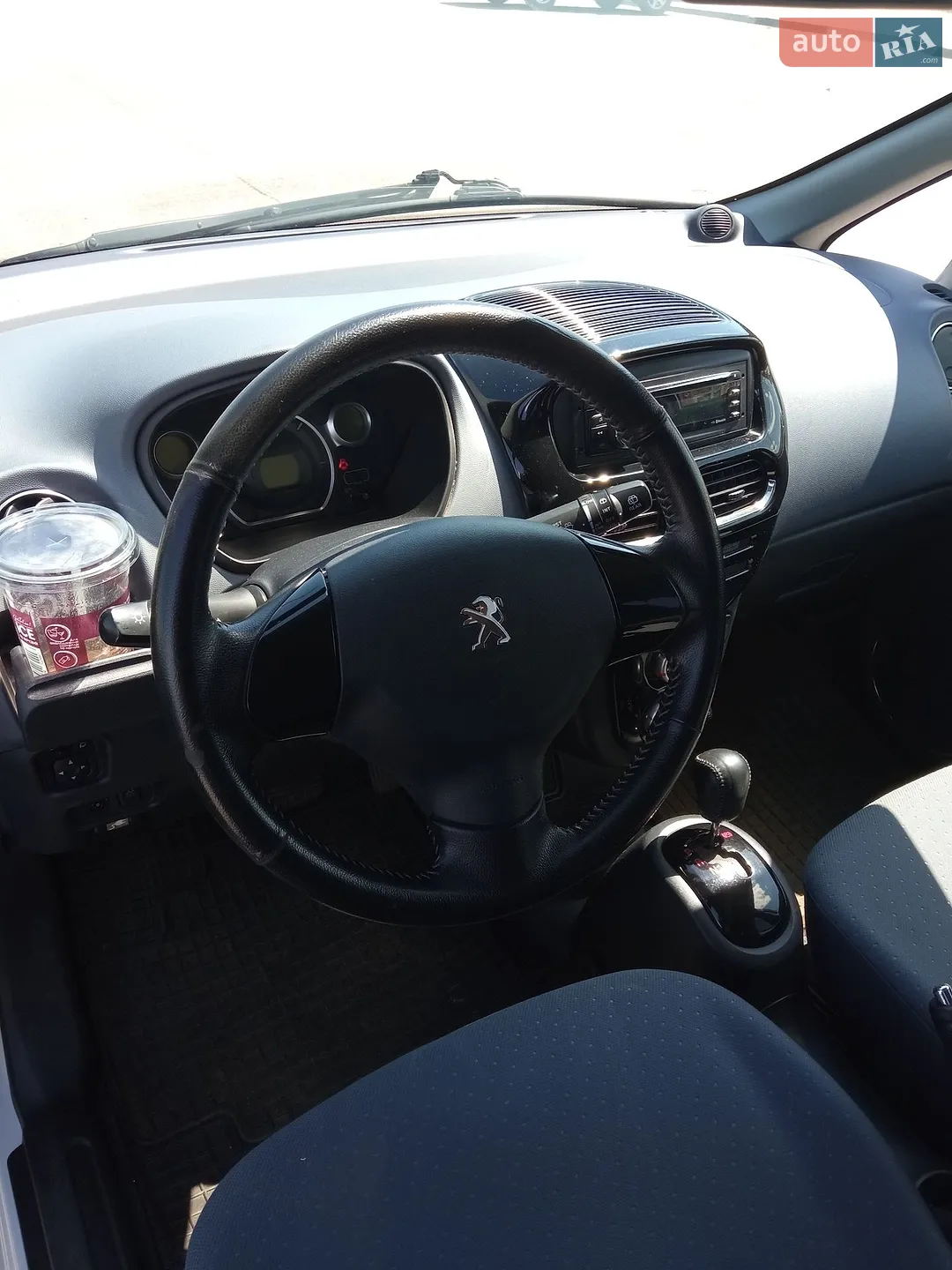 2016 Peugeot iOn - мініатюра 12