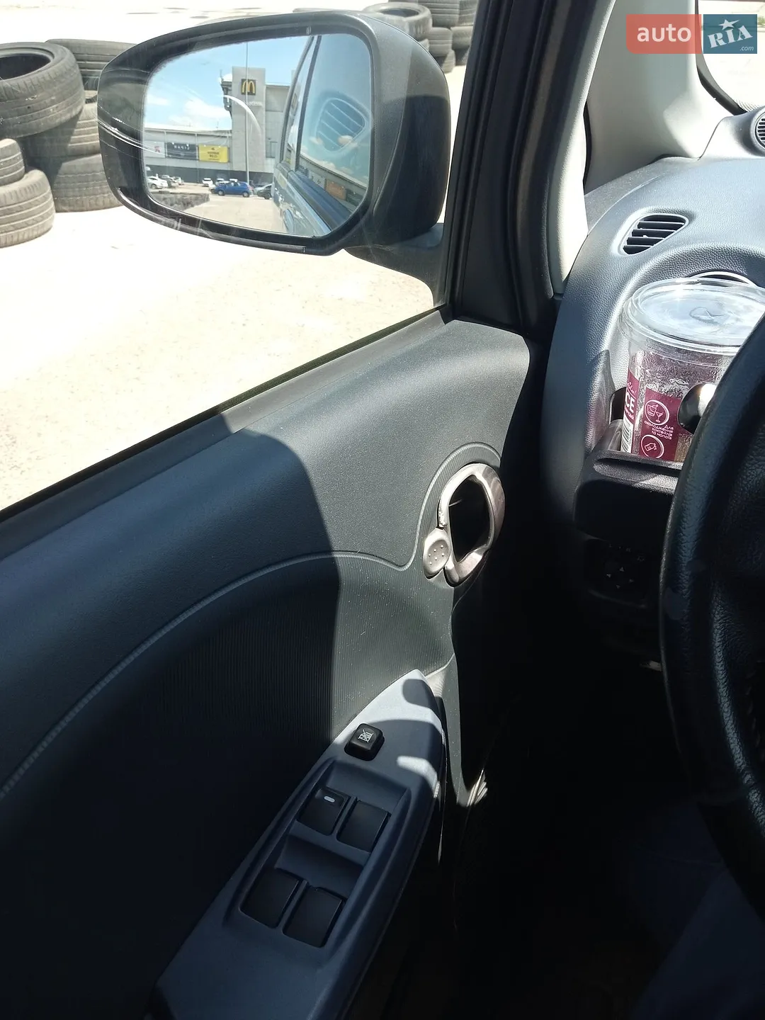 2016 Peugeot iOn - мініатюра 18