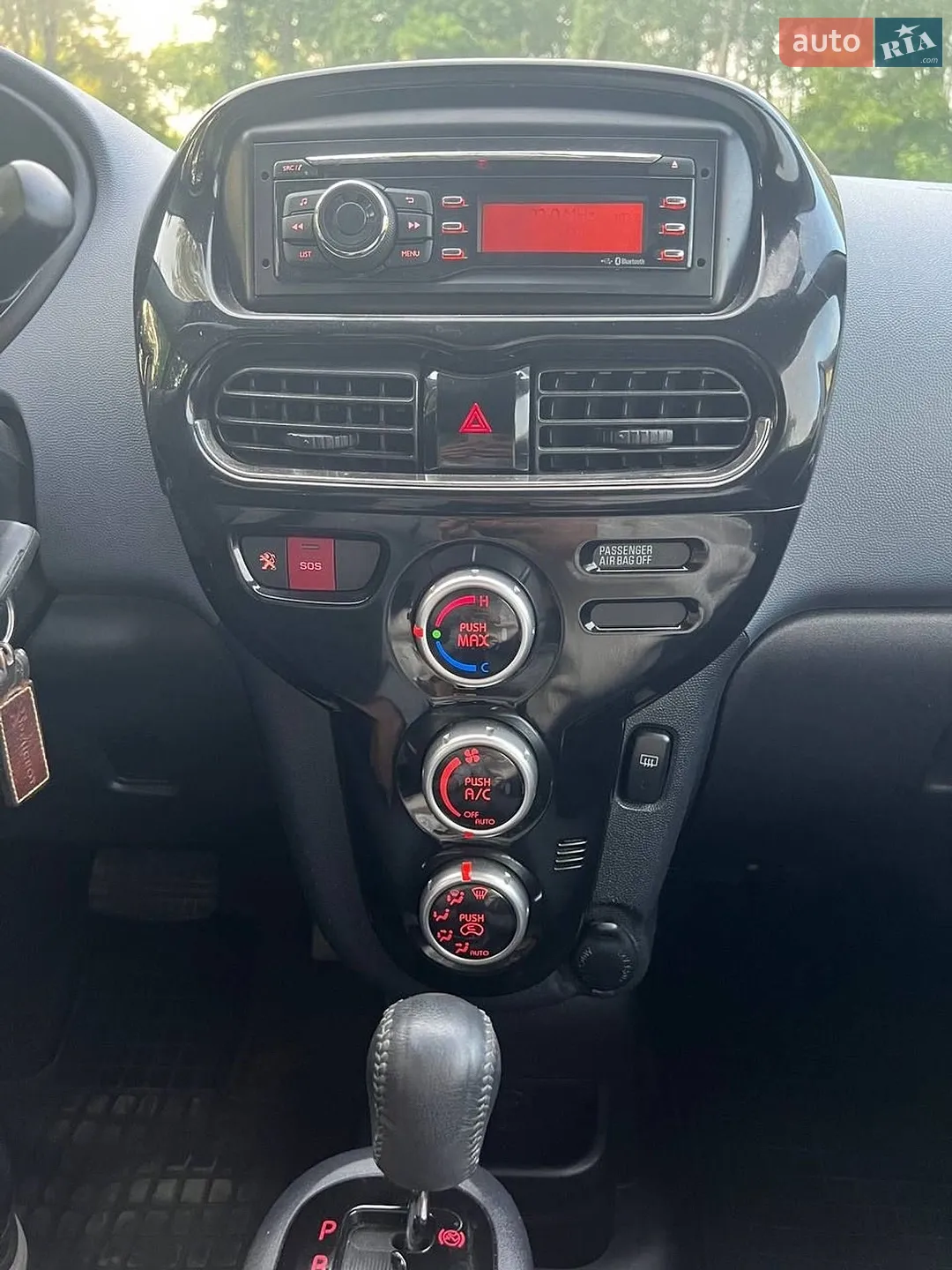 2014 Peugeot iOn - мініатюра 10