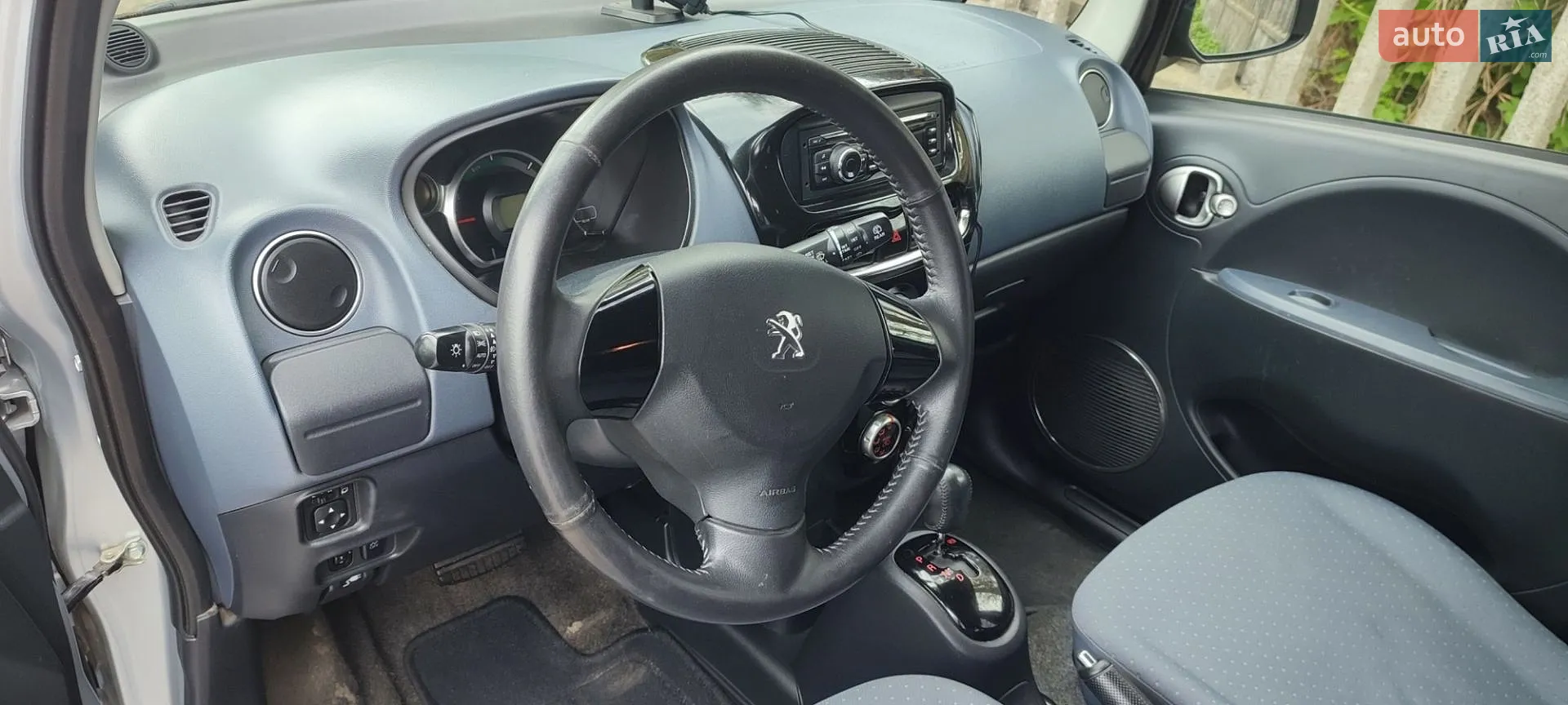 2012 Peugeot iOn - мініатюра 10