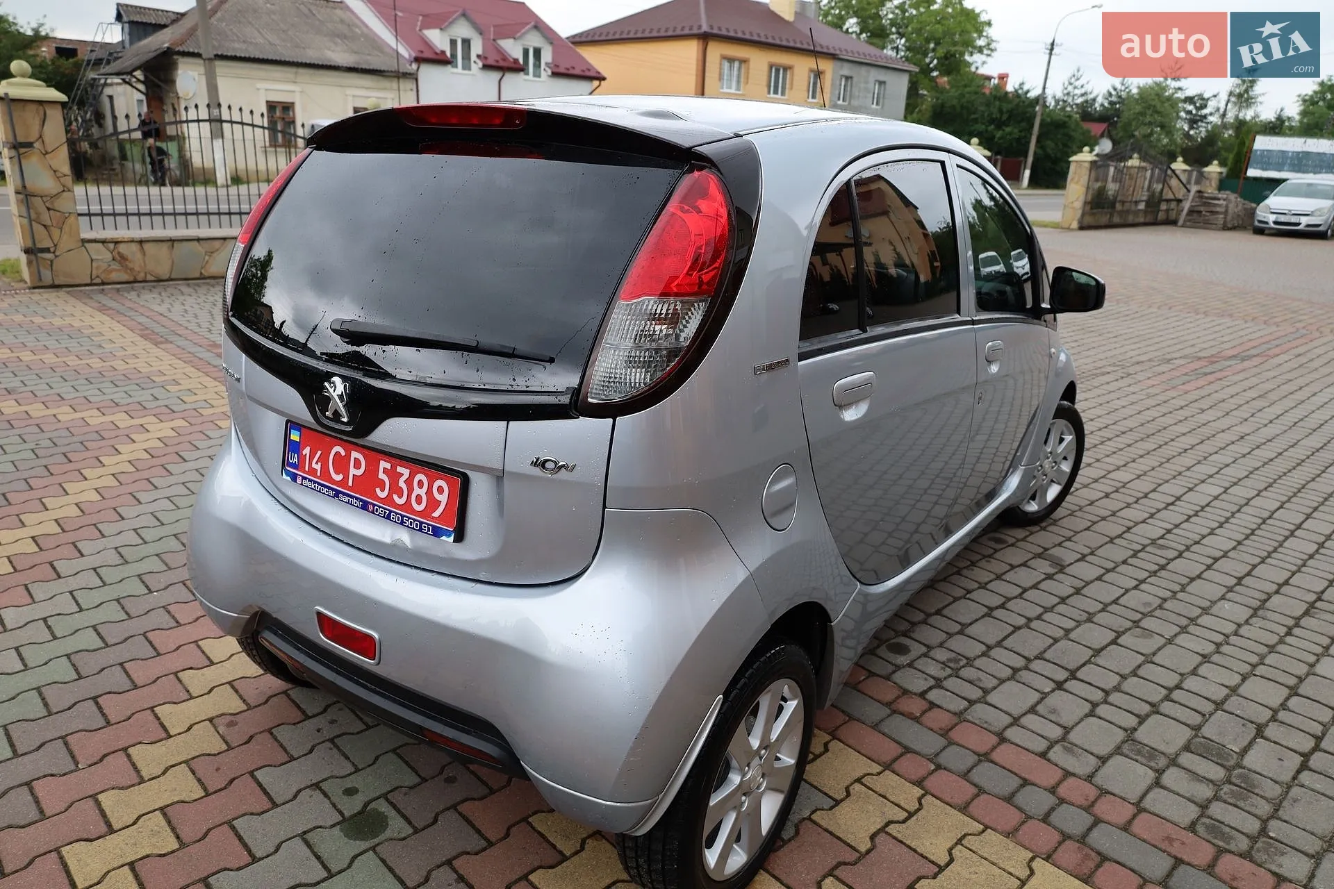2014 Peugeot iOn - мініатюра 16