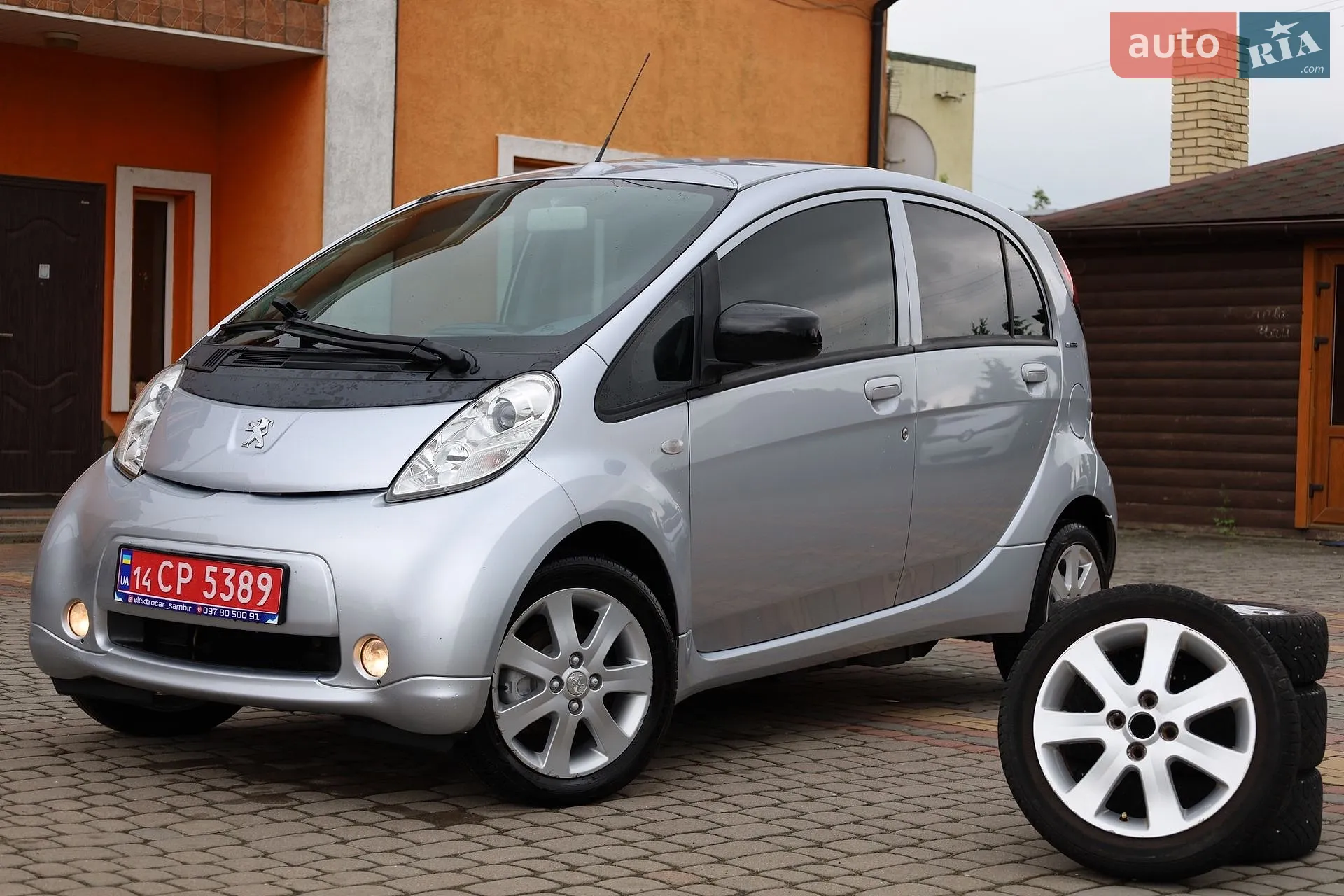 2014 Peugeot iOn - фото 1