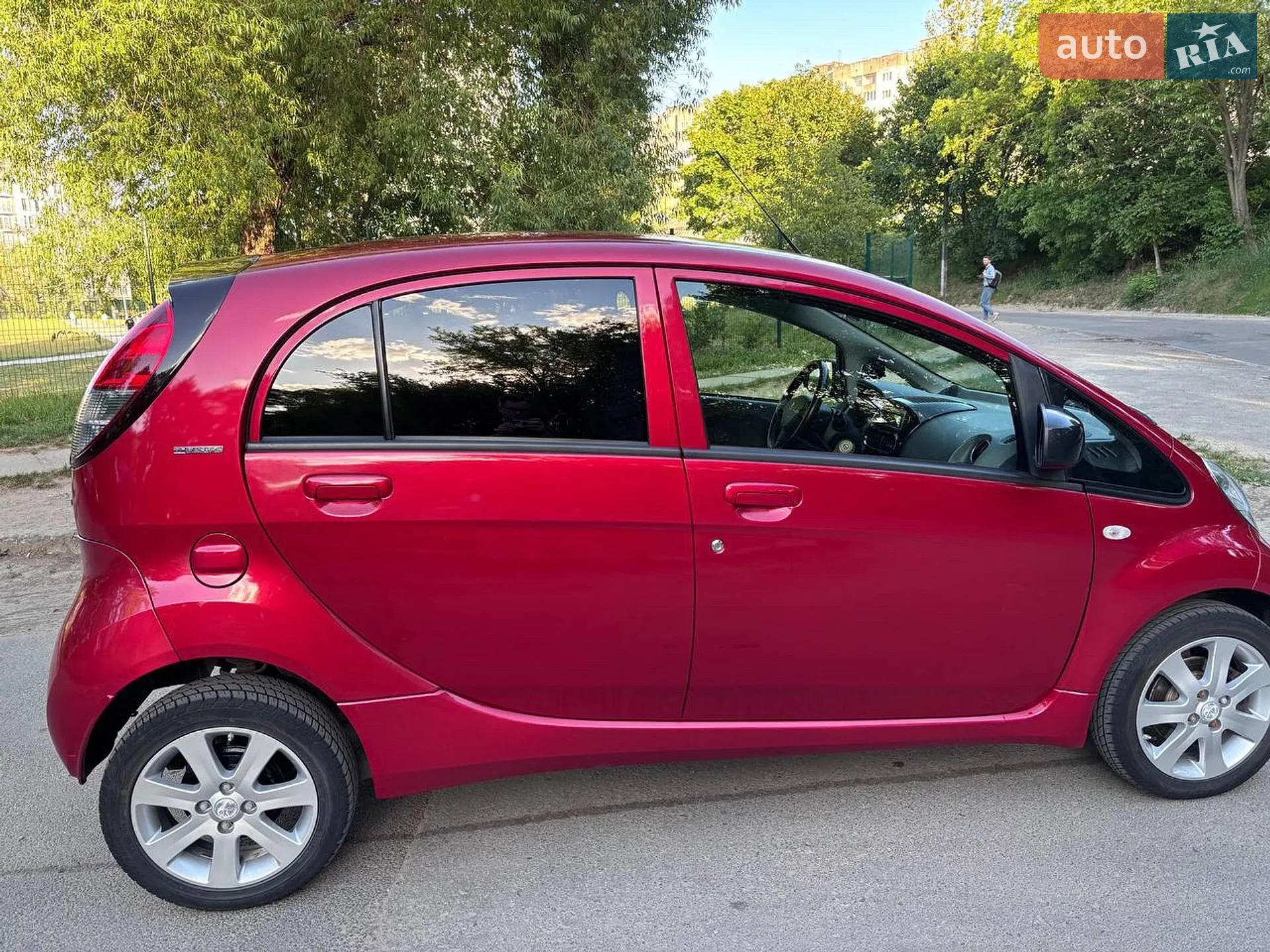 2014 Peugeot iOn - мініатюра 3