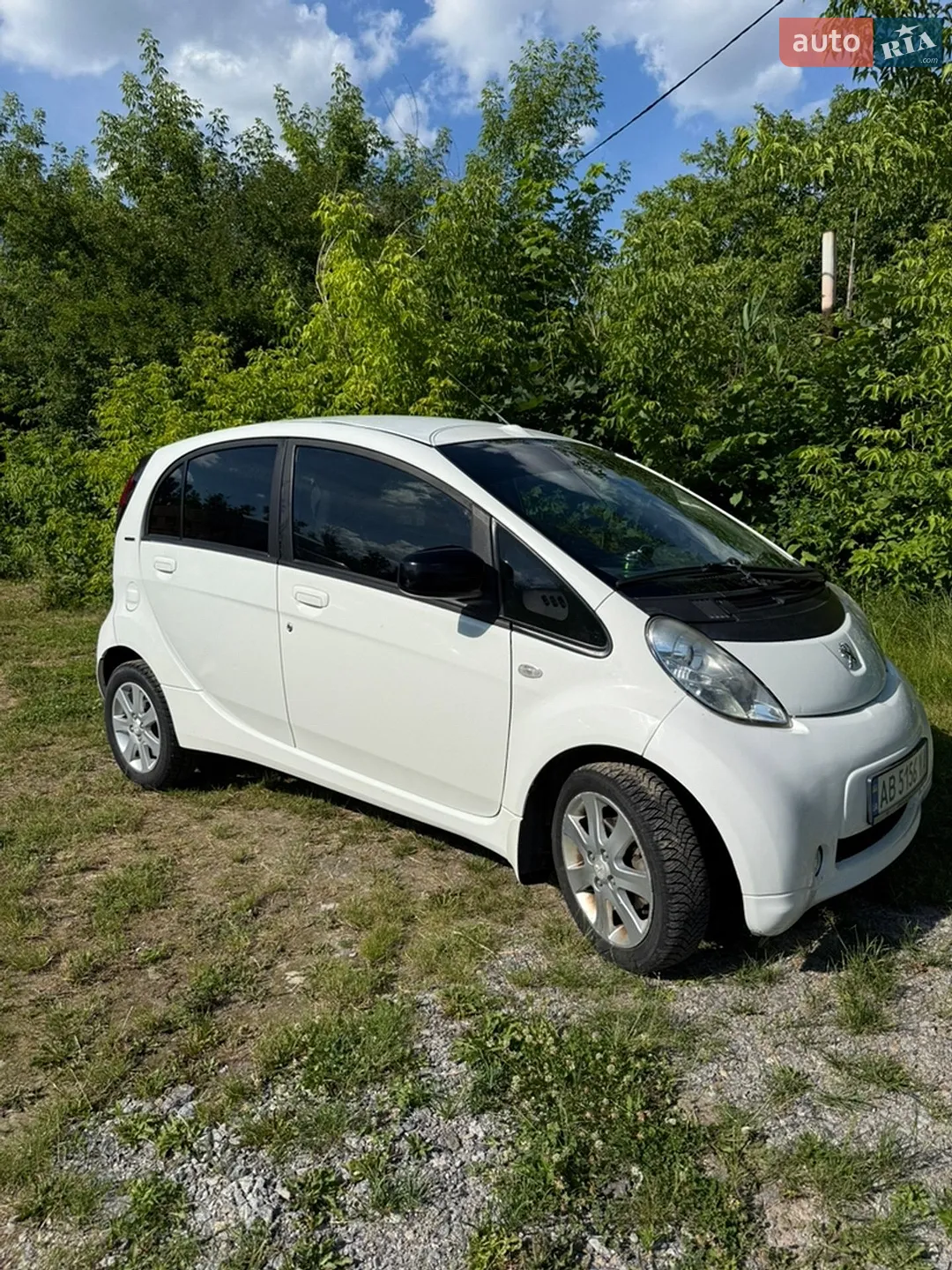 Peugeot iOn 2011