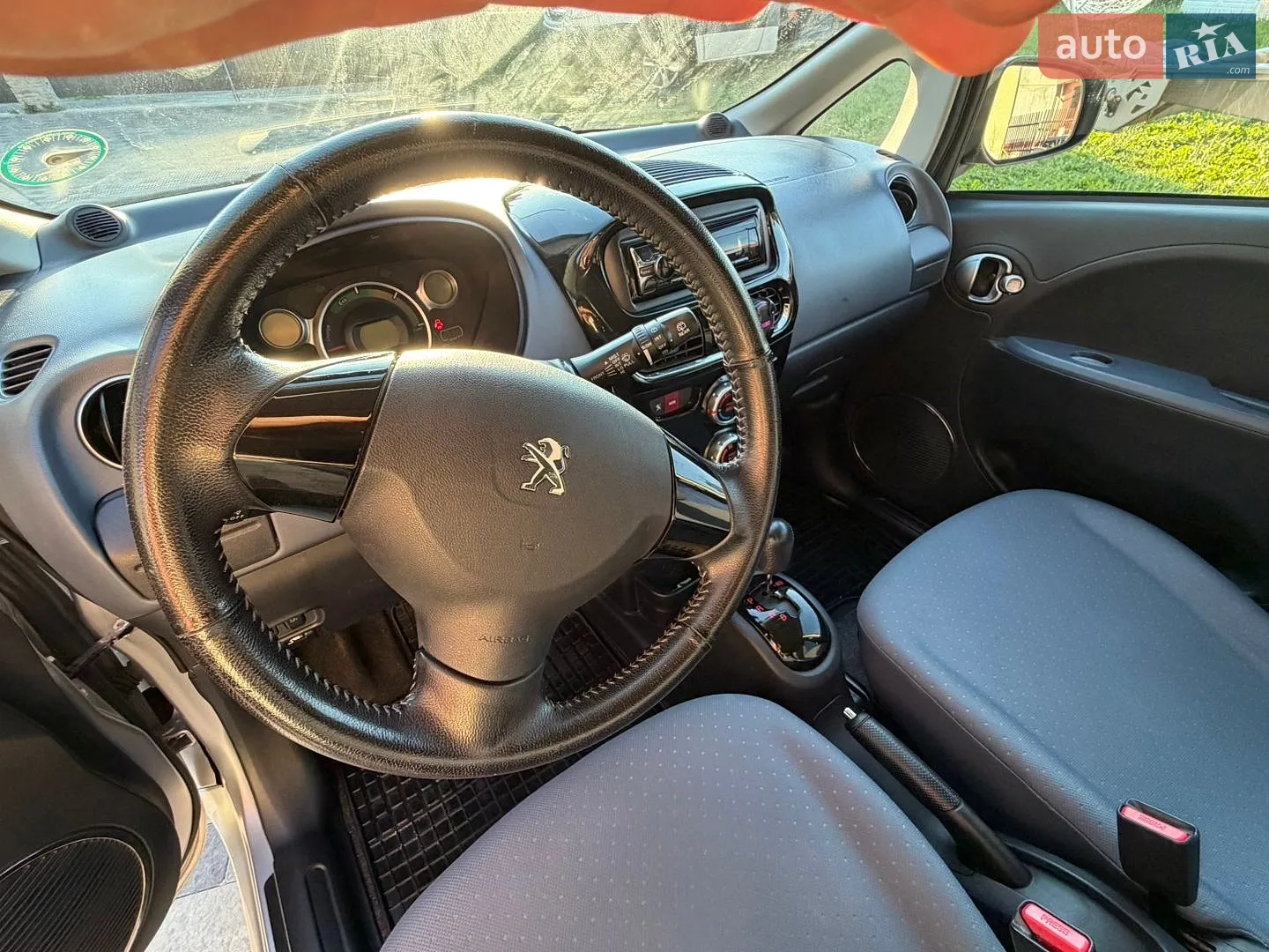 2016 Peugeot iOn - мініатюра 20
