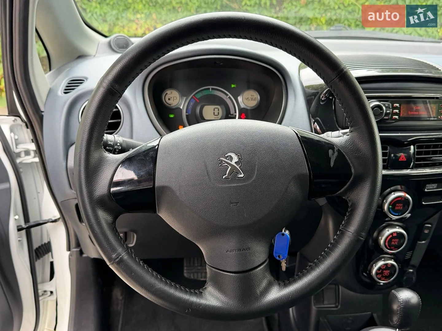 2019 Peugeot iOn - мініатюра 38