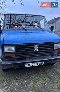 Микроавтобус Peugeot J5 1990 в Буске