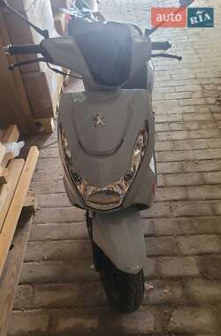 Скутер Peugeot Kisbee 2021 в 