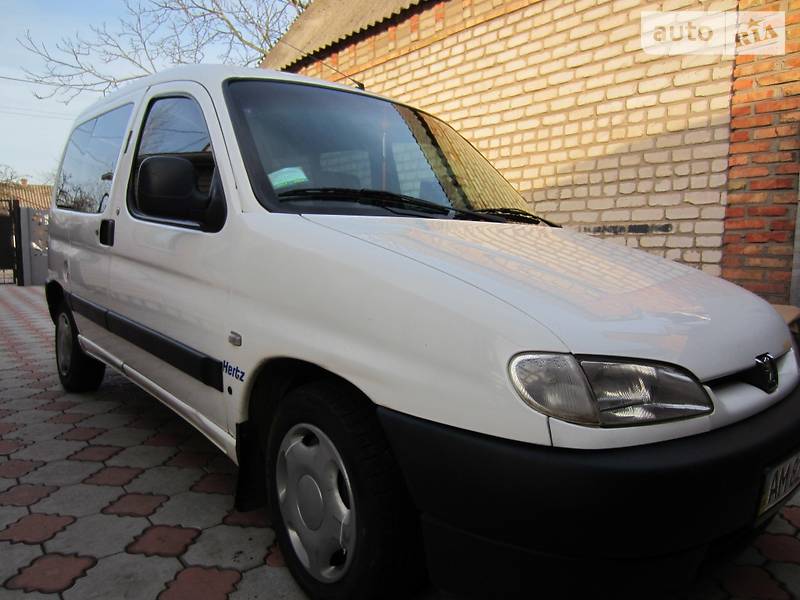 Мінівен Peugeot Partner 2000 в Апостоловому