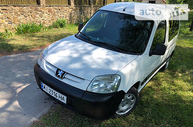 Грузопассажирский фургон Peugeot Partner 2007 в Ровно