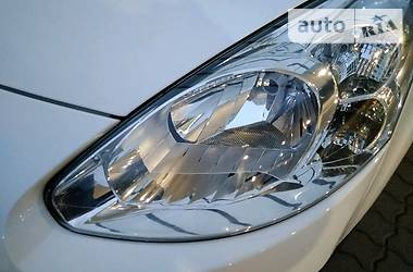 Универсал Peugeot Partner 2013 в Бродах