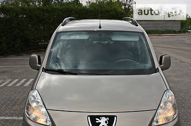 Грузопассажирский фургон Peugeot Partner 2011 в Кременчуге