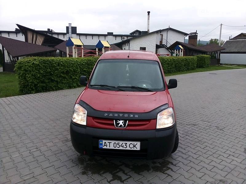 Мінівен Peugeot Partner 2008 в Косові