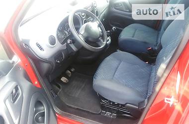 Мінівен Peugeot Partner 2010 в 