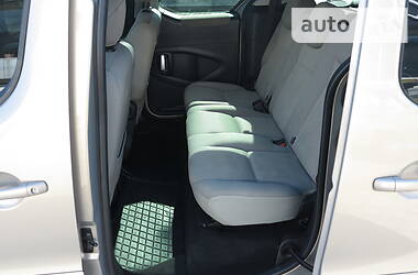 Універсал Peugeot Partner 2011 в 