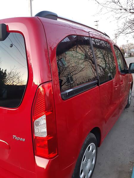 Мінівен Peugeot Partner 2008 в Рівному