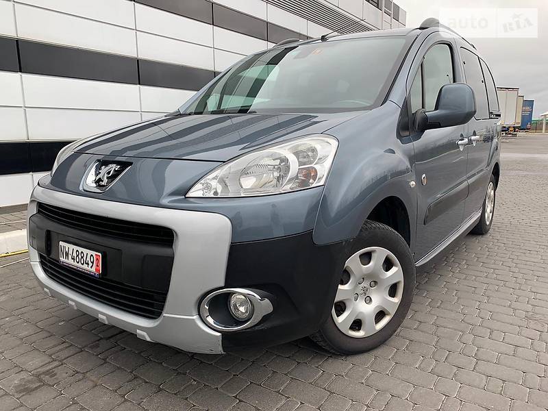 Мінівен Peugeot Partner 2011 в Рівному