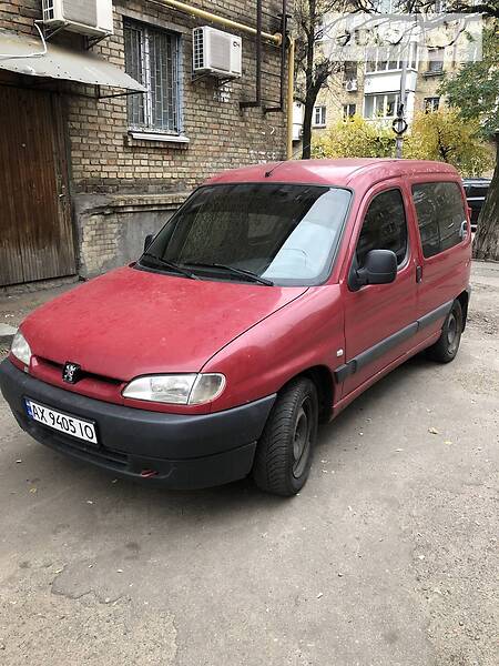 Минивэн Peugeot Partner 2001 в Киеве